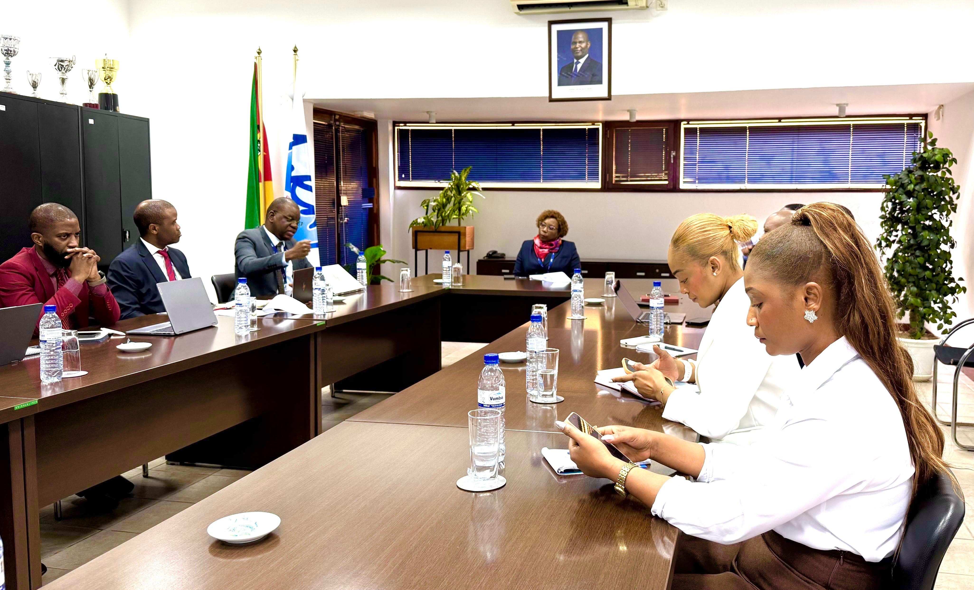 AURAS E EMPRESA MUNICIPAL DEBATEM SUSTENTABILIDADE DO SANEAMENTO EM MAPUTO